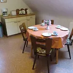 Scherb Apartman *